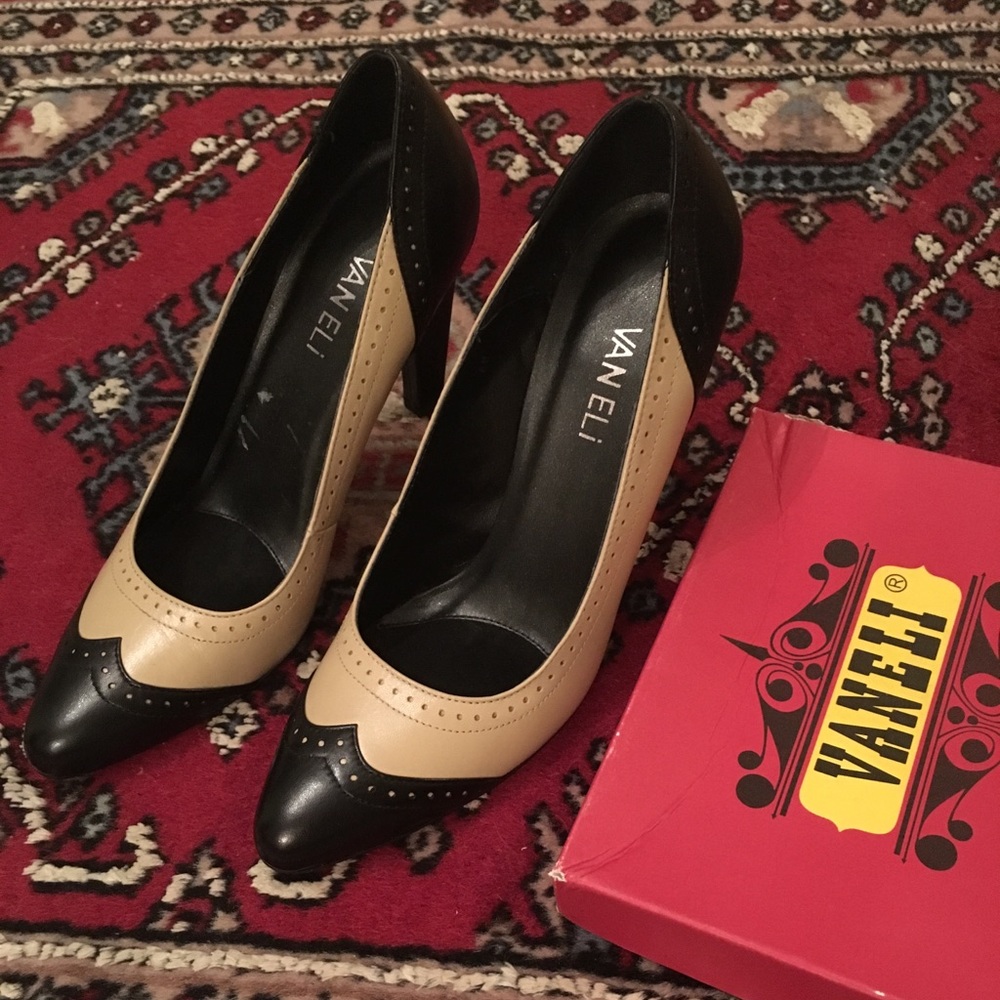 Vaneli High Heels (Size 6M)